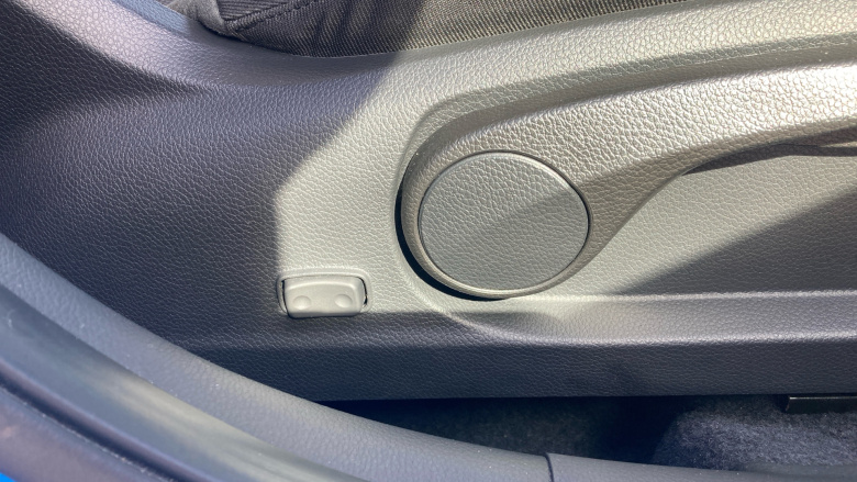 Hyundai i30 1.4 Blue Drive SE Nav 5dr Petrol Hatchback